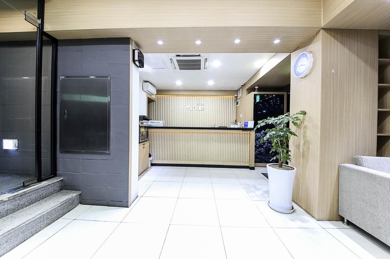 White Hotel Suwon Eksteriør bilde