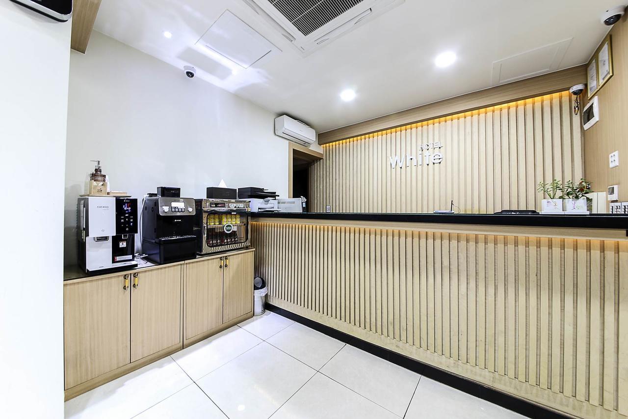 White Hotel Suwon Eksteriør bilde