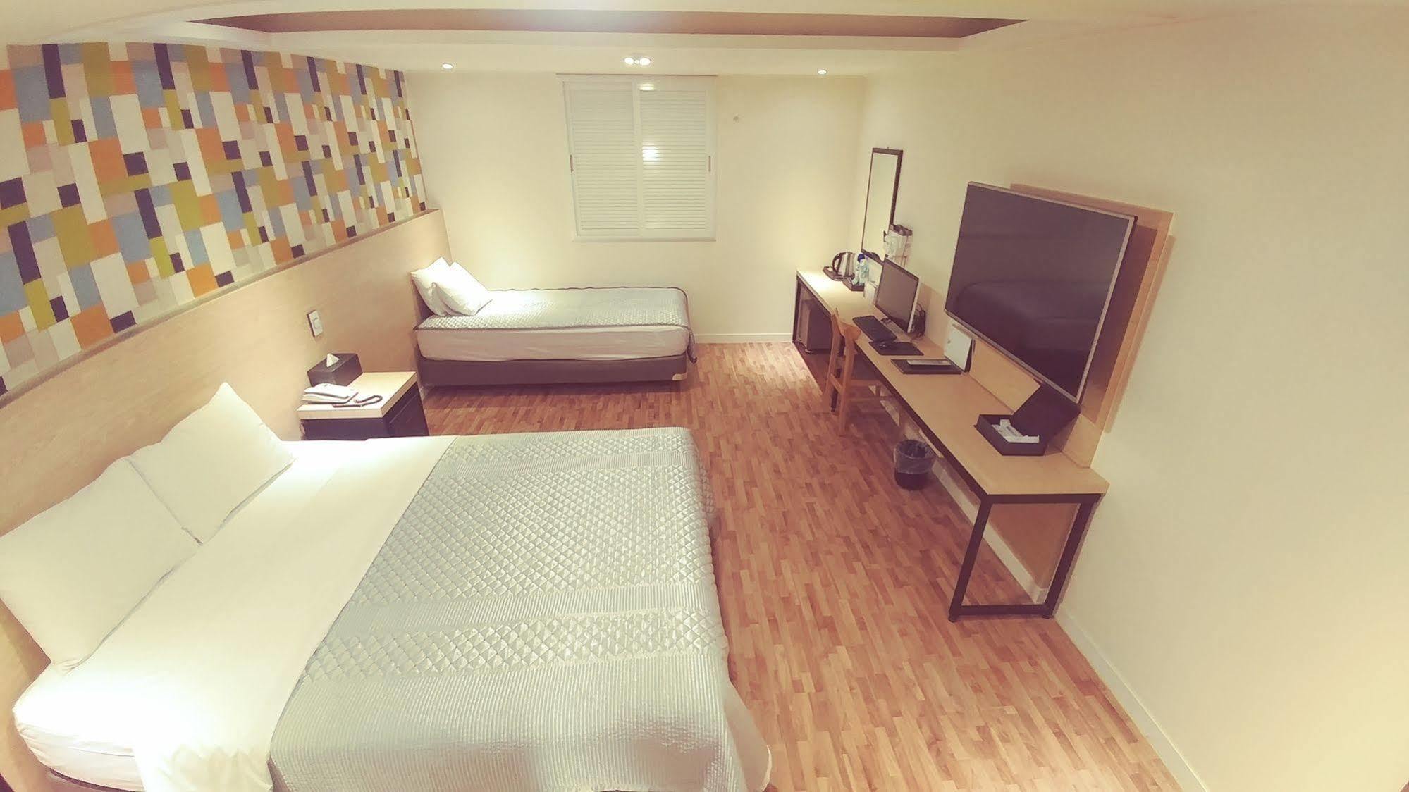 White Hotel Suwon Eksteriør bilde