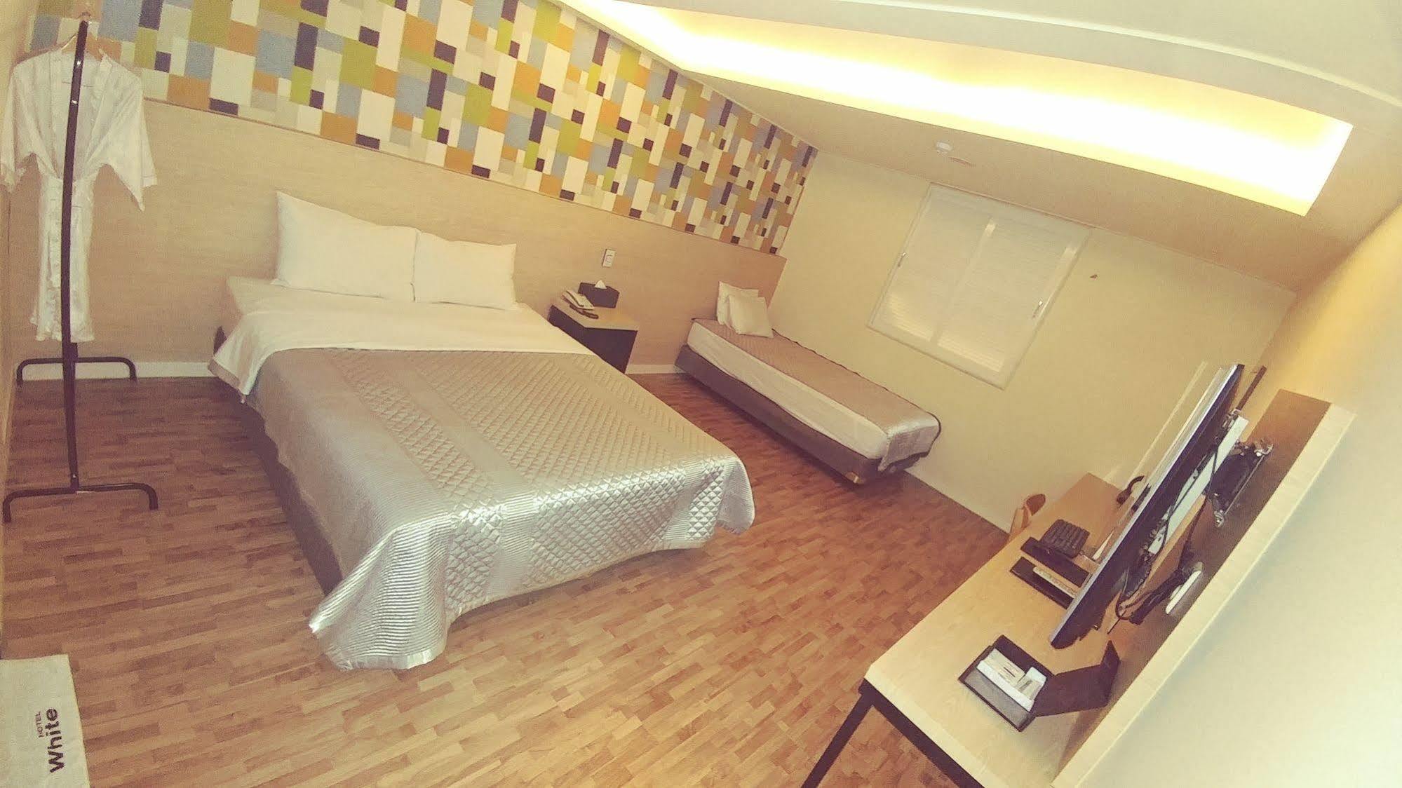 White Hotel Suwon Eksteriør bilde
