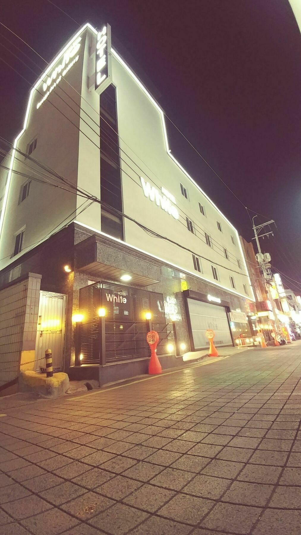 White Hotel Suwon Eksteriør bilde